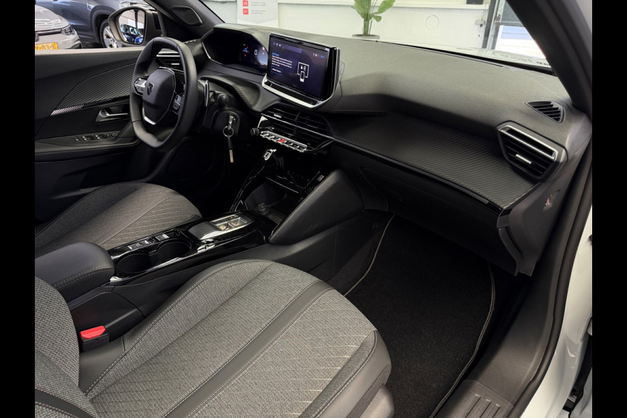 Peugeot 2008 1.2 PureTech 130 Allure CarPlay