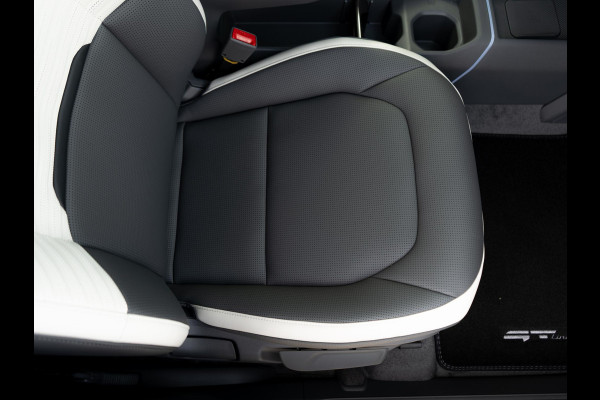 Kia EV2 GT-Line 61 kWh 4p. | Schuifkanteldak | Stoel en stuurverwarming | PDC voor en achter |