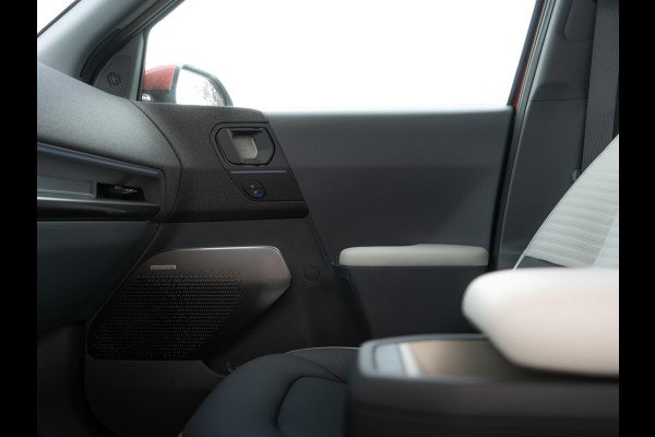Kia EV2 GT-Line 61 kWh 4p. | Schuifkanteldak | Stoel en stuurverwarming | PDC voor en achter |