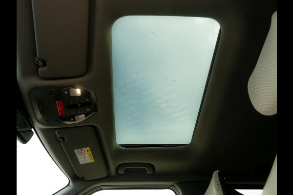 Kia EV2 GT-Line 61 kWh 4p. | Schuifkanteldak | Stoel en stuurverwarming | PDC voor en achter |