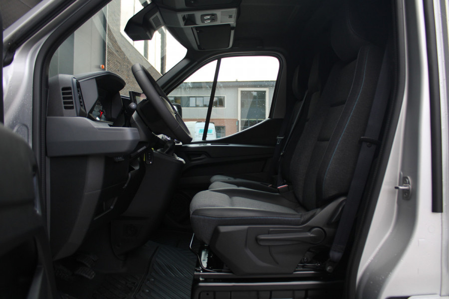 Renault Master T35 2.0 dCi 170pk L2H2 Extra - Navigatie - Camera - 270 gr deuren - Parkeersensoren - Draadloos laden - Rijklaar