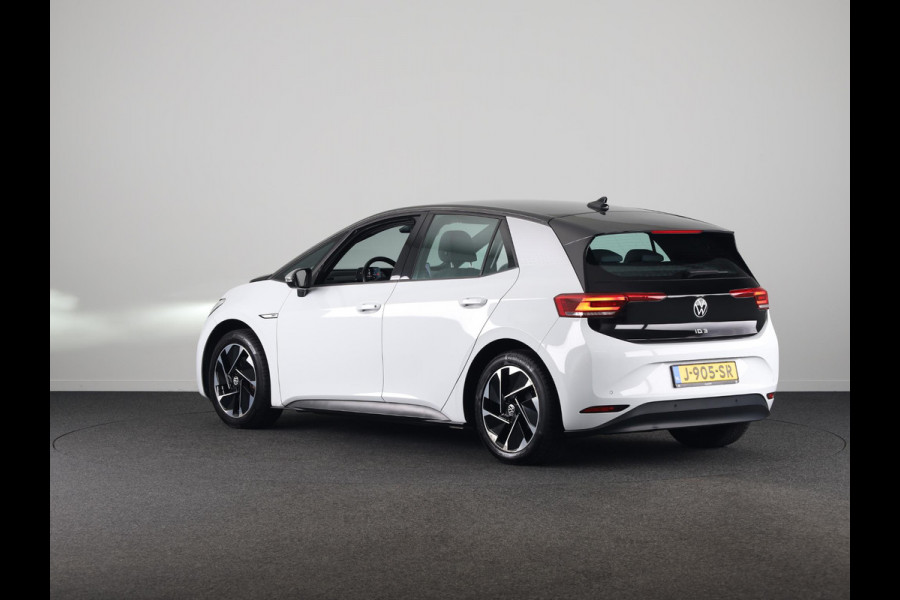 Volkswagen ID.3 First 58 kWh 204PK | SOH 93,19% | Navigatie | Parkeersensoren | Stoelverwarming |