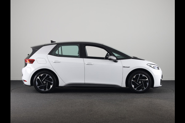 Volkswagen ID.3 First 58 kWh 204PK | SOH 93,19% | Navigatie | Parkeersensoren | Stoelverwarming |