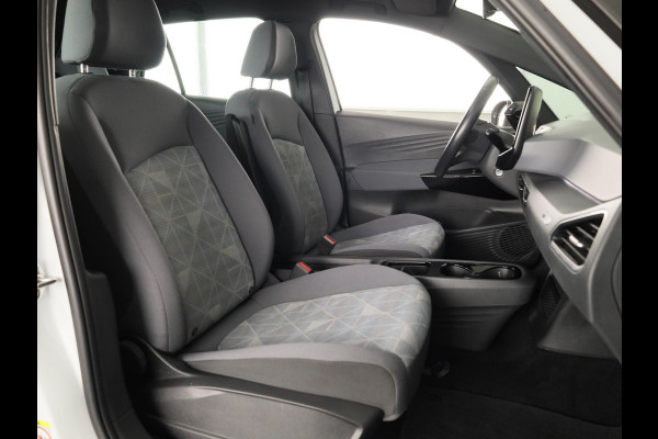 Volkswagen ID.3 First 58 kWh 204PK | SOH 93,19% | Navigatie | Parkeersensoren | Stoelverwarming |