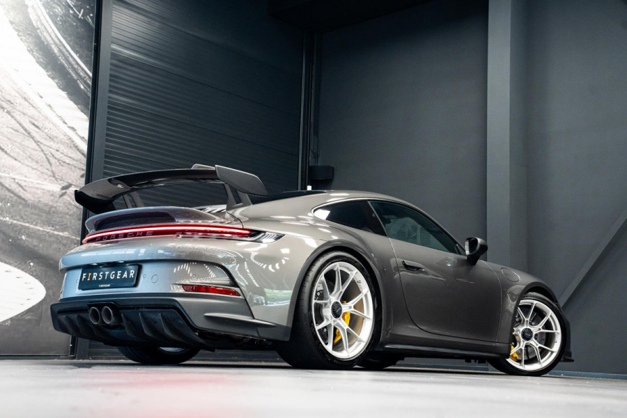 Porsche 911 4.0 GT3 *Keramisch / FULL BODY PPF / Vierwielbesturing / BOSE / Hefsysteem-vooras / Clubsport-pakket / Sportuitlaat-systeem / Carbon*