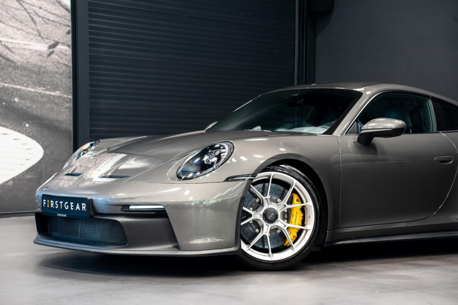 Porsche 911 4.0 GT3 *Keramisch / FULL BODY PPF / Vierwielbesturing / BOSE / Hefsysteem-vooras / Clubsport-pakket / Sportuitlaat-systeem / Carbon*