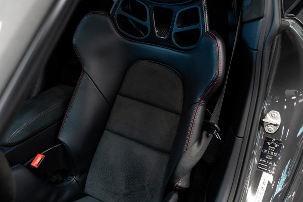 Porsche 911 4.0 GT3 *Keramisch / FULL BODY PPF / Vierwielbesturing / BOSE / Hefsysteem-vooras / Clubsport-pakket / Sportuitlaat-systeem / Carbon*