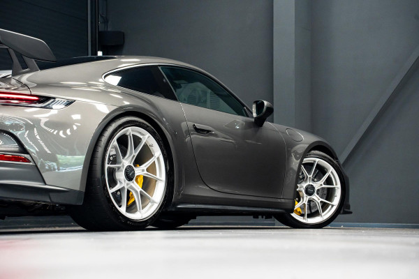 Porsche 911 4.0 GT3 *Keramisch / FULL BODY PPF / Vierwielbesturing / BOSE / Hefsysteem-vooras / Clubsport-pakket / Sportuitlaat-systeem / Carbon*