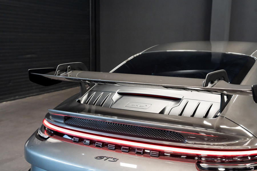 Porsche 911 4.0 GT3 *Keramisch / FULL BODY PPF / Vierwielbesturing / BOSE / Hefsysteem-vooras / Clubsport-pakket / Sportuitlaat-systeem / Carbon*