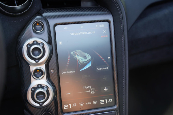 McLaren 720S Spider / FULL CARBON / LIFT / MSO