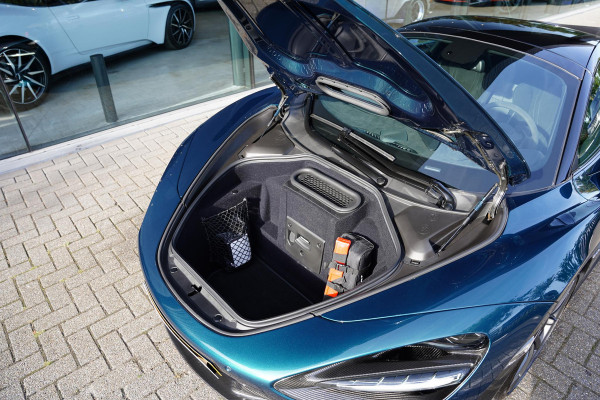 McLaren 720S Spider / FULL CARBON / LIFT / MSO