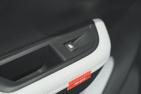 Citroën C3 1.2 Hybrid 110pk Max | Trekhaak afneembaar | Camera | Navigatie | Parkeersensoren