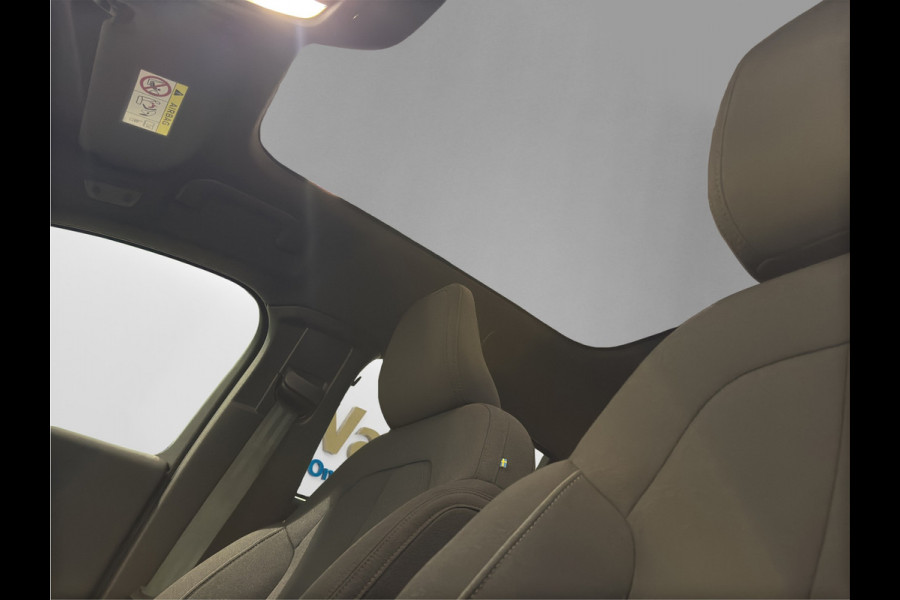 Volvo C40 Recharge Twin Plus SOH 95% ACC Panoramadak Stoelverwarming Parkeercamera 408pk