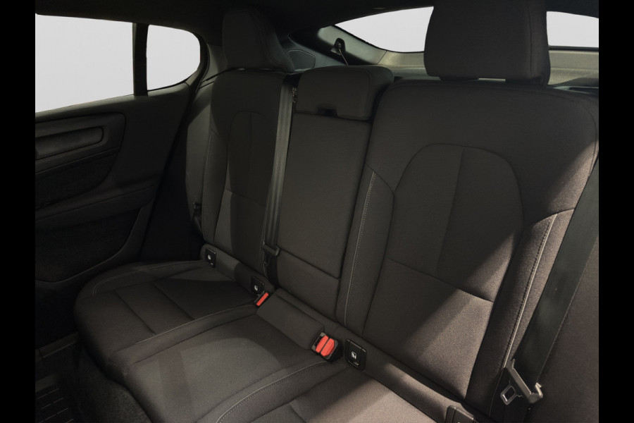 Volvo C40 Recharge Twin Plus SOH 95% ACC Panoramadak Stoelverwarming Parkeercamera 408pk