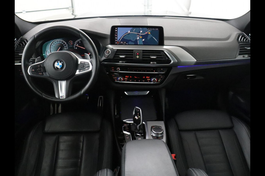 BMW X4 xDrive20i High Executive Edition M-sport | Panoramadak | Leder | Trekhaak | Camera | Sfeerverlichting | Stoelverwarming | Full LED | Climate control | Park assist | Cruise control |