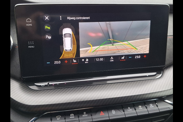 Škoda Octavia 1.4 TSI * RS iV * Navigatiesysteem * Parkeercamera * Stoelverwarming * Head up display *