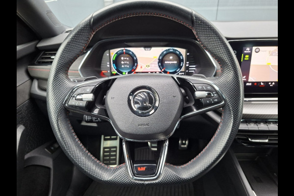 Škoda Octavia 1.4 TSI * RS iV * Navigatiesysteem * Parkeercamera * Stoelverwarming * Head up display *