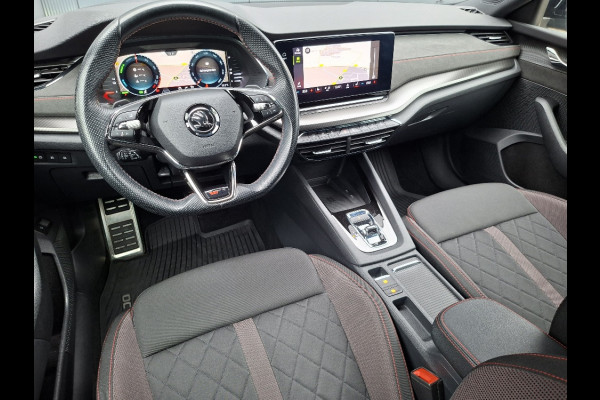 Škoda Octavia 1.4 TSI * RS iV * Navigatiesysteem * Parkeercamera * Stoelverwarming * Head up display *