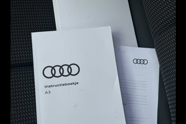 Audi A3 Limousine 30 TFSI automaat S edition, 2 X S-LINE, digitaal cockpit,1 e eigenaar, NL auto met nap