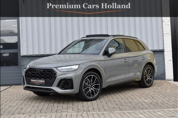Audi Q5 55 TFSI e S-Line 367 Pk Quantum Grey Exclusive Pano Luchtvering ACC Sfeer 20 Inch