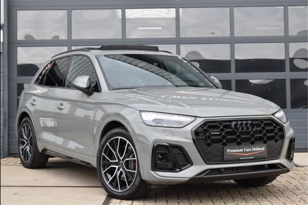 Audi Q5 55 TFSI e S-Line 367 Pk Quantum Grey Exclusive Pano Luchtvering ACC Sfeer 20 Inch