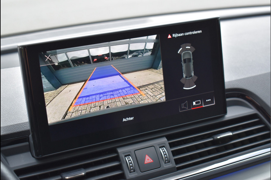 Audi Q5 55 TFSI e S-Line 367 Pk Quantum Grey Exclusive Pano Luchtvering ACC Sfeer 20 Inch