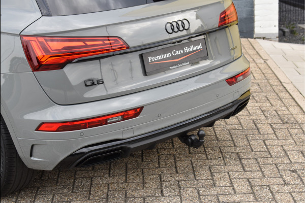 Audi Q5 55 TFSI e S-Line 367 Pk Quantum Grey Exclusive Pano Luchtvering ACC Sfeer 20 Inch