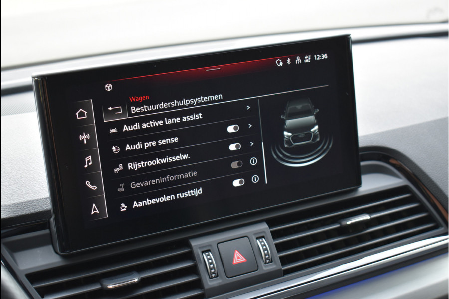 Audi Q5 55 TFSI e S-Line 367 Pk Quantum Grey Exclusive Pano Luchtvering ACC Sfeer 20 Inch