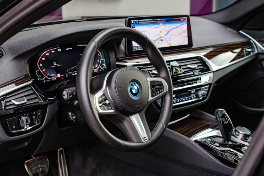 BMW 5 Serie Touring 530e xDrive M-Sport *Pano*Stoelventilatie*Laser*Head-Up*Camera*