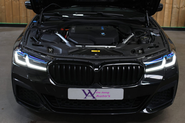 BMW 5 Serie Touring 530e xDrive M-Sport *Pano*Stoelventilatie*Laser*Head-Up*Camera*