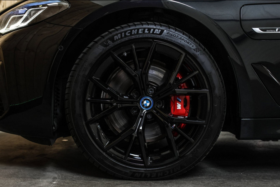 BMW 5 Serie Touring 530e xDrive M-Sport *Pano*Stoelventilatie*Laser*Head-Up*Camera*