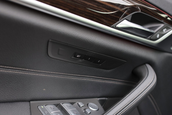 BMW 5 Serie Touring 530e xDrive M-Sport *Pano*Stoelventilatie*Laser*Head-Up*Camera*