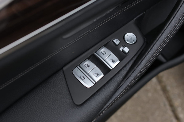 BMW 5 Serie Touring 530e xDrive M-Sport *Pano*Stoelventilatie*Laser*Head-Up*Camera*