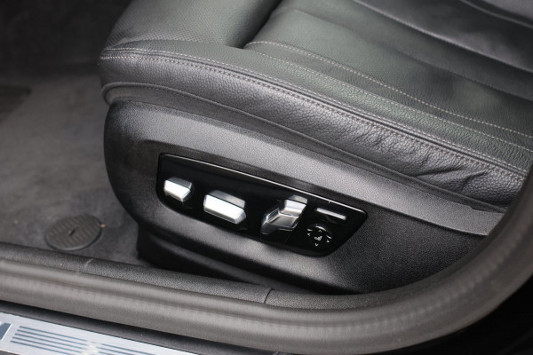 BMW 5 Serie Touring 530e xDrive M-Sport *Pano*Stoelventilatie*Laser*Head-Up*Camera*