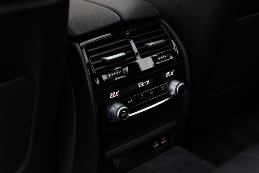 BMW 5 Serie Touring 530e xDrive M-Sport *Pano*Stoelventilatie*Laser*Head-Up*Camera*