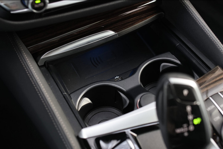 BMW 5 Serie Touring 530e xDrive M-Sport *Pano*Stoelventilatie*Laser*Head-Up*Camera*