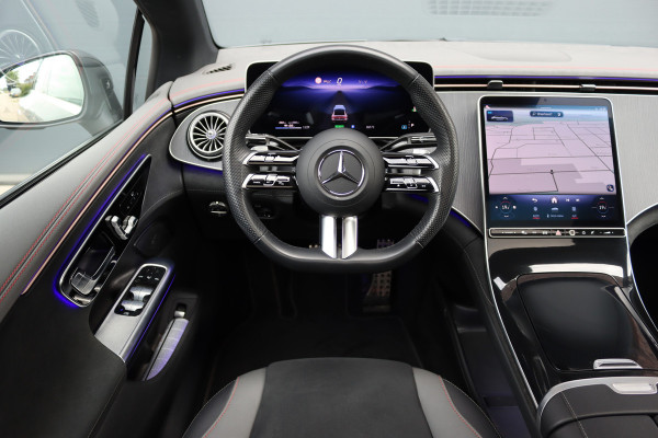 Mercedes-Benz EQE 300 AMG Line 90 kWh | Luchtvering | Distronic | Panoramadak | Memory | Warmtepomp | Keyless Go | Camera | Dodehoekassistent |