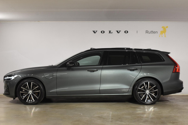 Volvo V60 T8 455PK Plug-in hybrid AWD Plus Dark / Adaptive Cruise Control / 360 Camera / Harman Kardon / Head-up display / Panorama schuifdak / Stoel- en stuurverwarming / Stoelverwarming achter / Trekhaak elektrisch wegklapbaar / Elektrische stoelen met geheugen