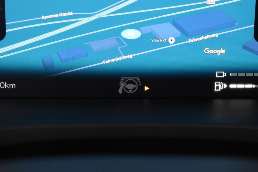 Volvo V60 T8 455PK Plug-in hybrid AWD Plus Dark / Adaptive Cruise Control / 360 Camera / Harman Kardon / Head-up display / Panorama schuifdak / Stoel- en stuurverwarming / Stoelverwarming achter / Trekhaak elektrisch wegklapbaar / Elektrische stoelen met geheugen