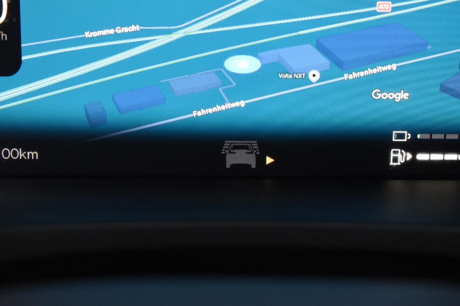 Volvo V60 T8 455PK Plug-in hybrid AWD Plus Dark / Adaptive Cruise Control / 360 Camera / Harman Kardon / Head-up display / Panorama schuifdak / Stoel- en stuurverwarming / Stoelverwarming achter / Trekhaak elektrisch wegklapbaar / Elektrische stoelen met geheugen