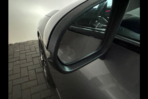Mercedes-Benz CLA-Klasse 220 4MATIC AMG Pano|Burmester|Dodehoek