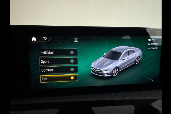 Mercedes-Benz CLA-Klasse 220 4MATIC AMG Pano|Burmester|Dodehoek