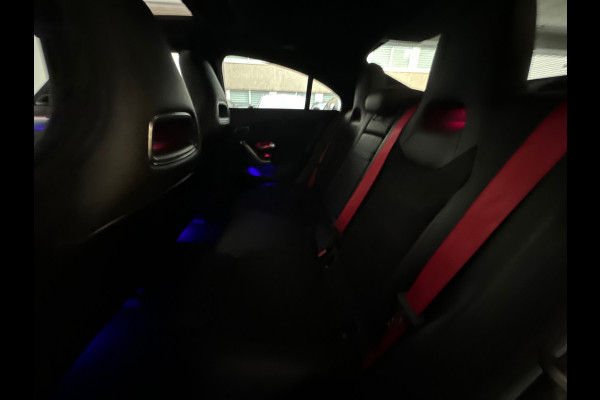 Mercedes-Benz CLA-Klasse 220 4MATIC AMG Pano|Burmester|Dodehoek