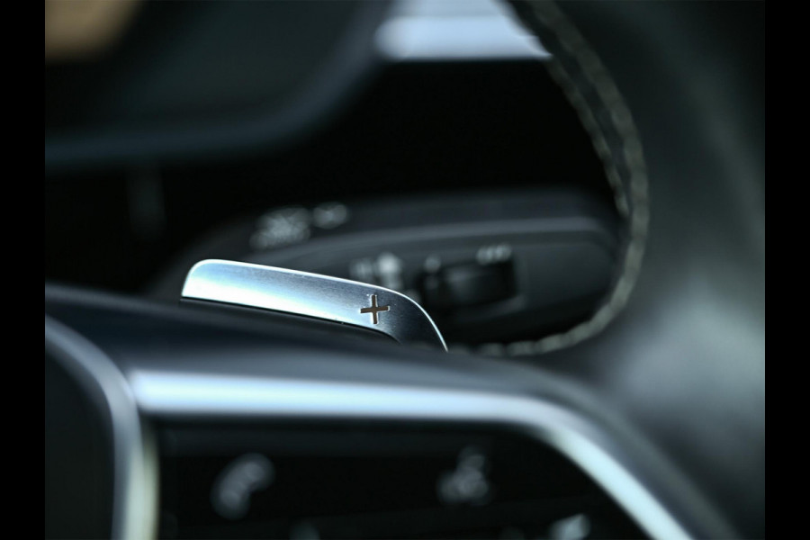 Audi e-tron Sportback 50 quattro S edition 71 kWh | NL-Auto | Panoramadak | B&O | Camera | Memory Seat | Luchtvering | Adaptive Cruise | Stoelverwarming |