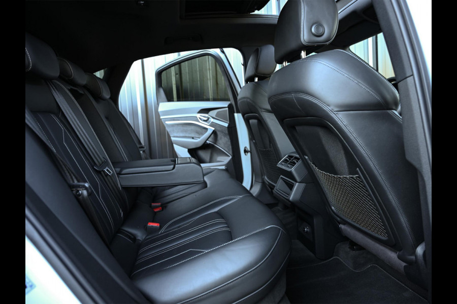 Audi e-tron Sportback 50 quattro S edition 71 kWh | NL-Auto | Panoramadak | B&O | Camera | Memory Seat | Luchtvering | Adaptive Cruise | Stoelverwarming |