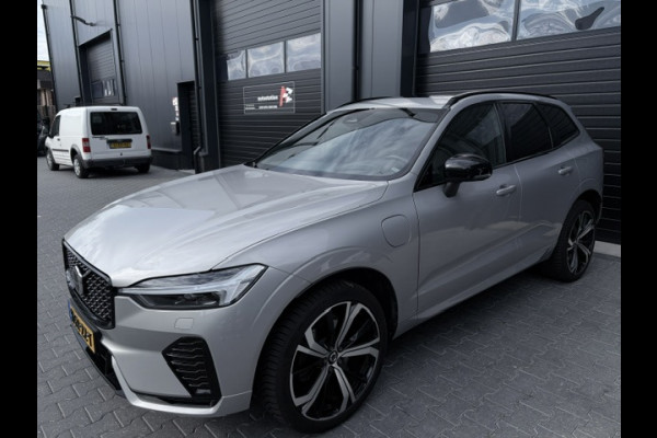 Volvo XC60 2.0 T6 Plug-in hybrid AWD R-Design 340PK|Facelift|Pano|Head up|Memory|Harman Kardon|Keyless|Trekhaak|Camera|21 inch|