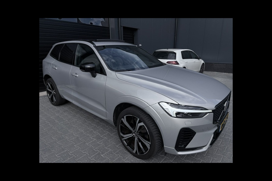 Volvo XC60 2.0 T6 Plug-in hybrid AWD R-Design 340PK|Facelift|Pano|Head up|Memory|Harman Kardon|Keyless|Trekhaak|Camera|21 inch|