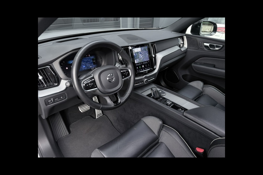 Volvo XC60 2.0 T6 Plug-in hybrid AWD R-Design 340PK|Facelift|Pano|Head up|Memory|Harman Kardon|Keyless|Trekhaak|Camera|21 inch|