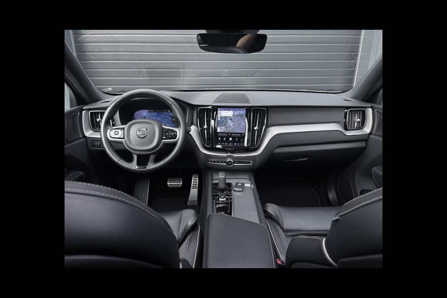 Volvo XC60 2.0 T6 Plug-in hybrid AWD R-Design 340PK|Facelift|Pano|Head up|Memory|Harman Kardon|Keyless|Trekhaak|Camera|21 inch|
