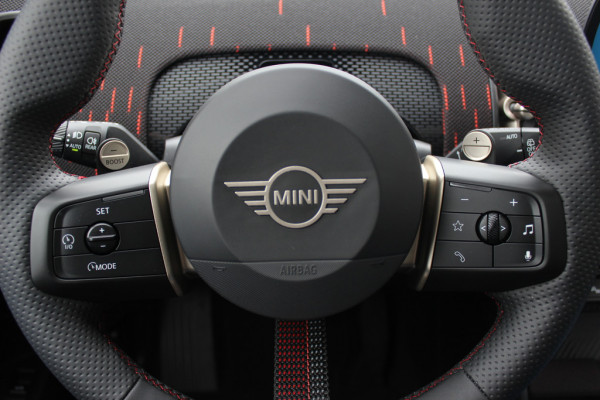 MINI Countryman 1.5 C John Cooper Works XL / Trekhaak / Panoramadak / 360Camera / Head-up / Harman Kardon / 20'' / Leder / Sfeerverlichting / LED / CarPlay / Dodehoek / DAB / ACC